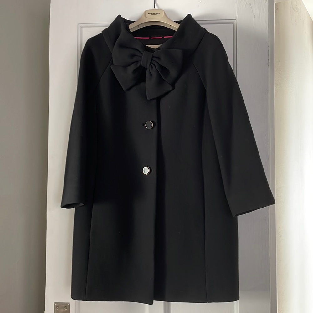 Adorable Kate Spade coat with collar bow in excellent condition